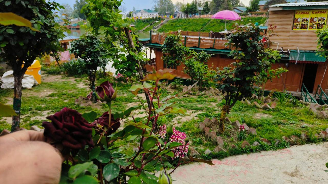 Srīnagar Houseboat Karima Palace מראה חיצוני תמונה