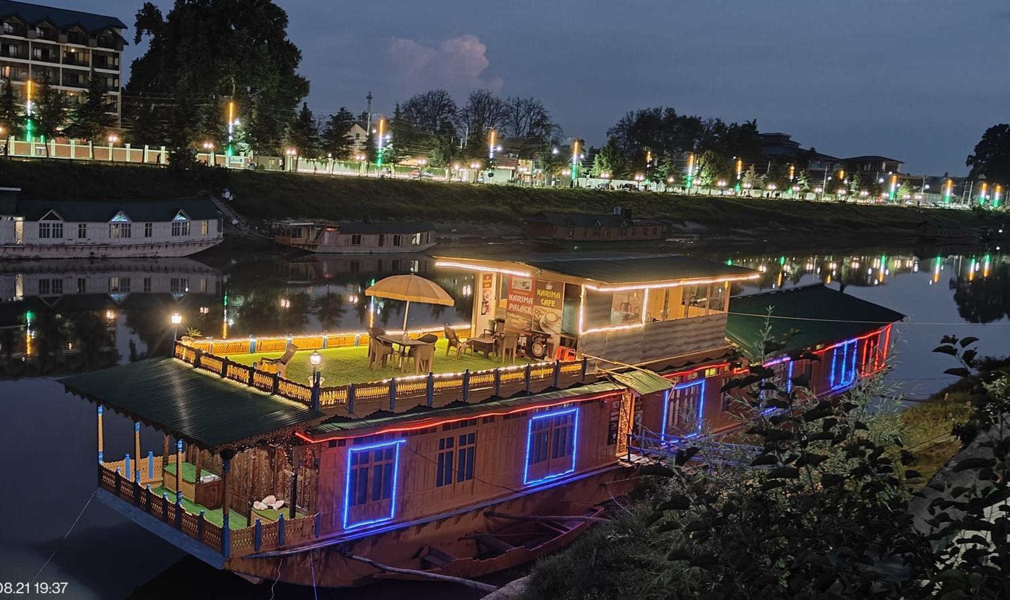 Srīnagar Houseboat Karima Palace מראה חיצוני תמונה