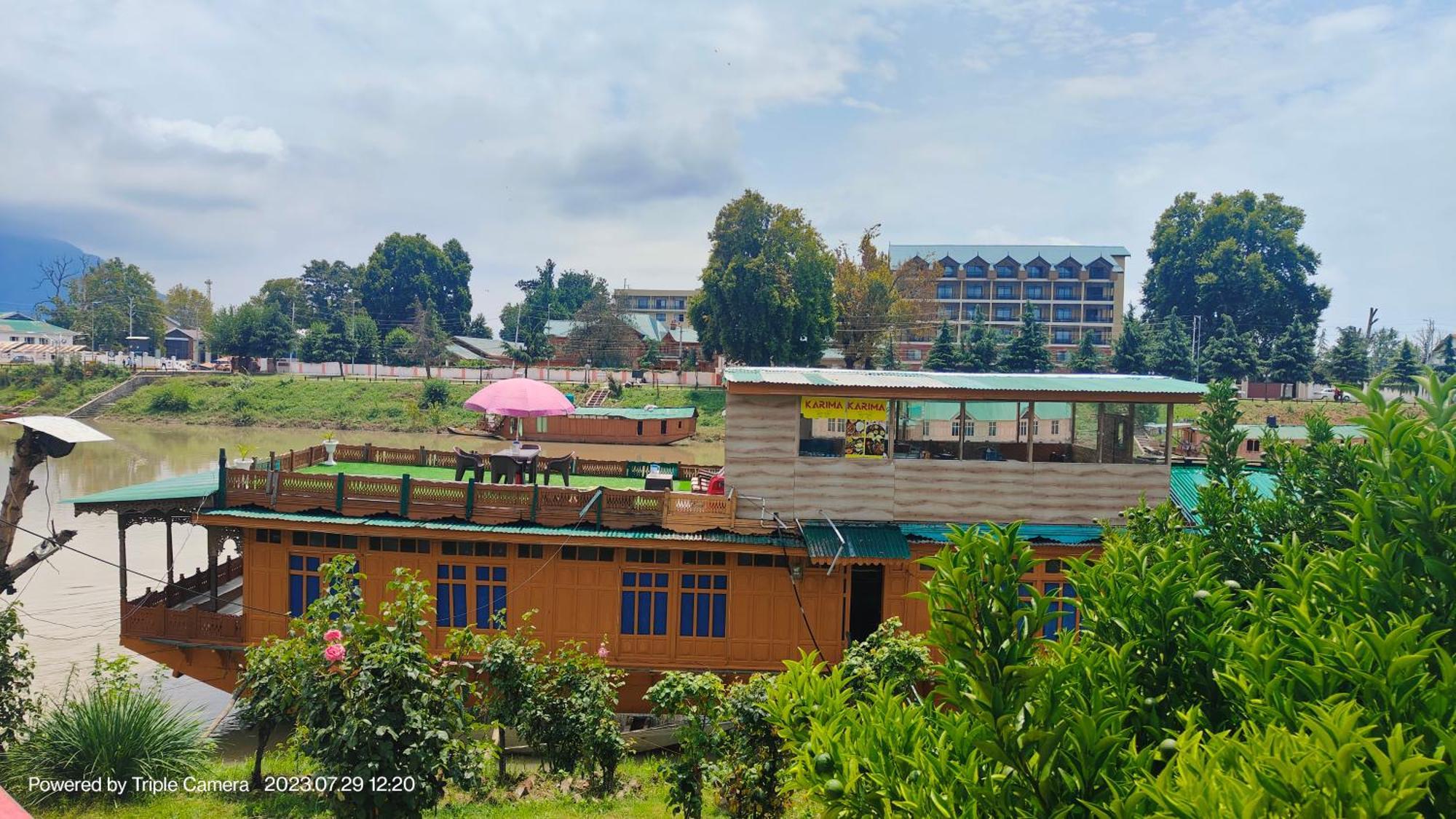 Srīnagar Houseboat Karima Palace מראה חיצוני תמונה