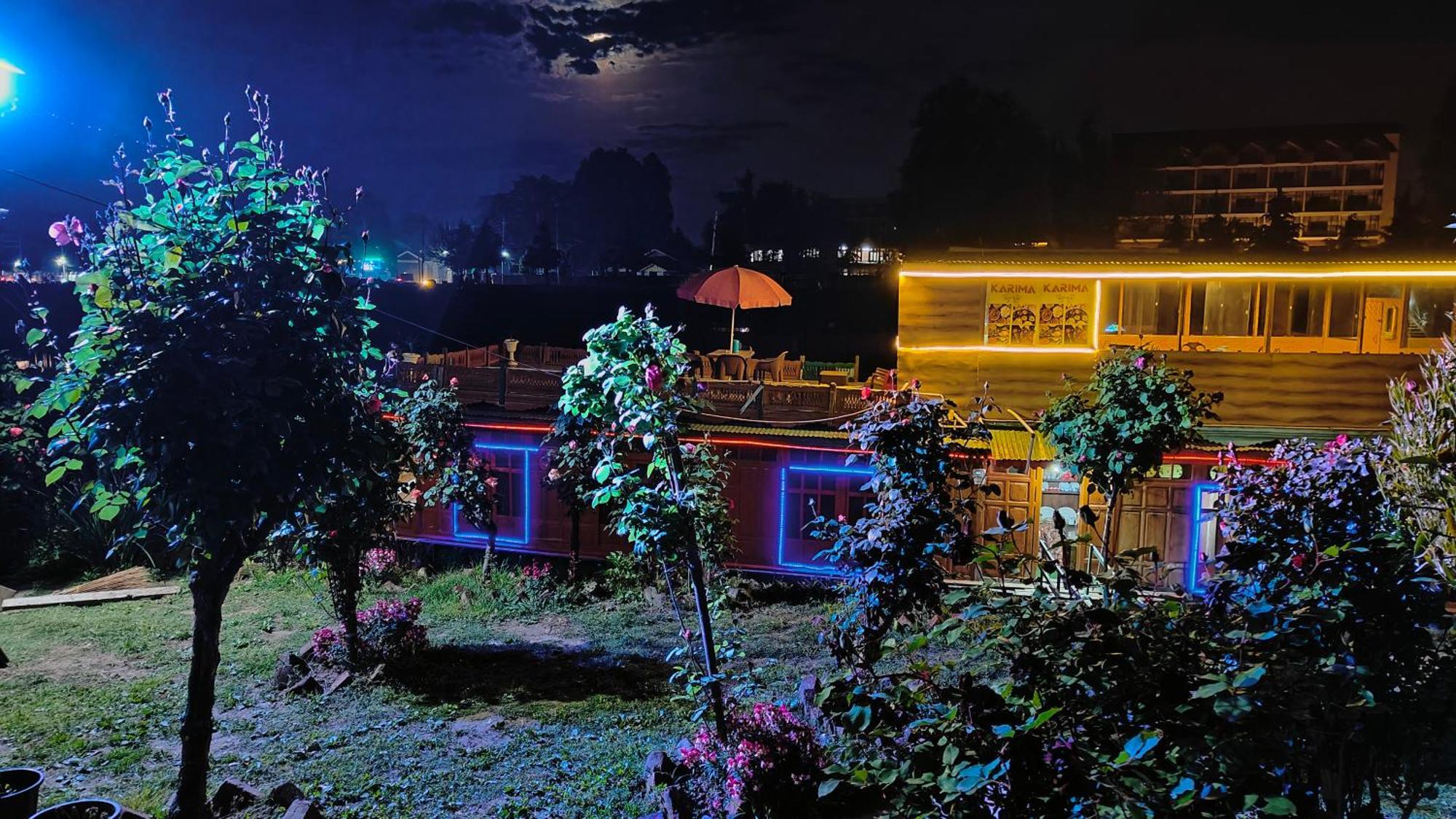 Srīnagar Houseboat Karima Palace מראה חיצוני תמונה
